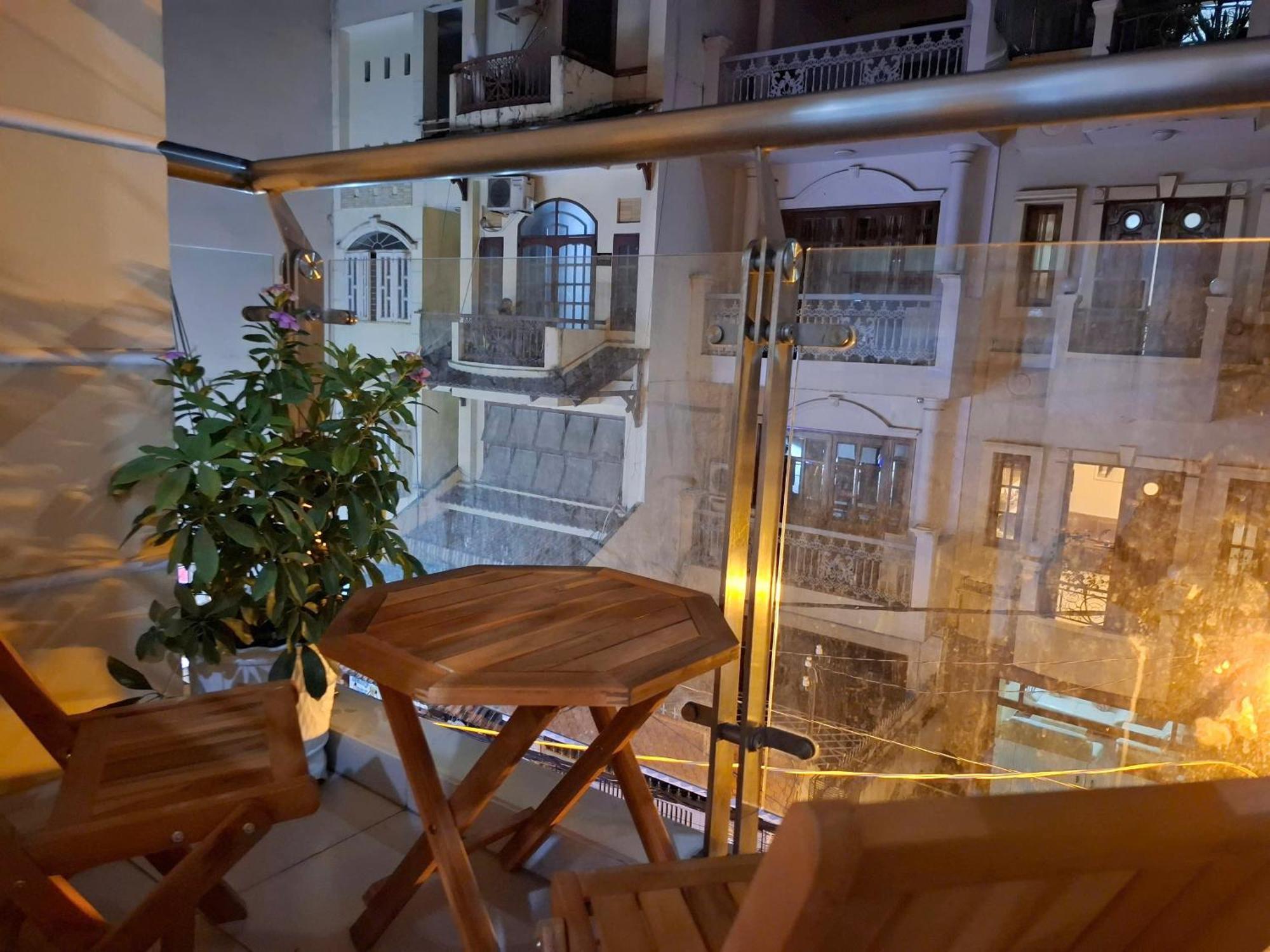 Apartment Eco Saigon *